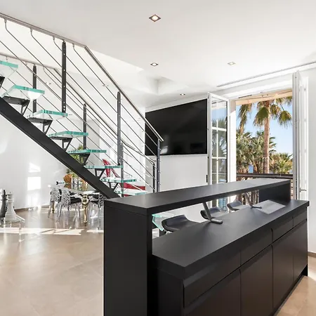 8h - Penthouse 4 * Cannes