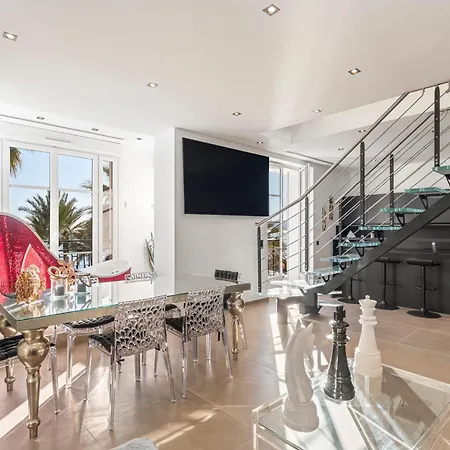 8h - Penthouse 4